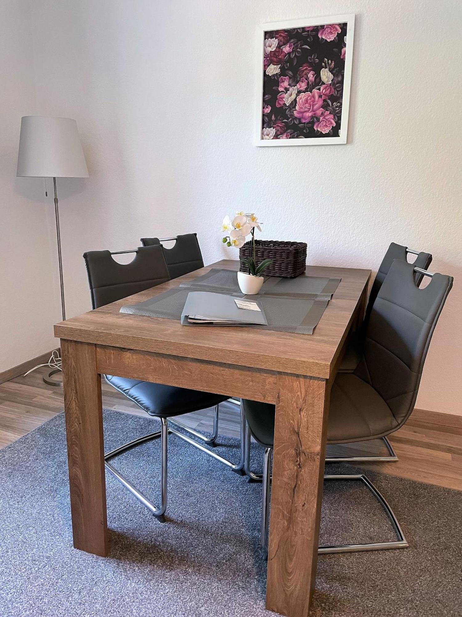Viadrina Rooms & Apartments Frankfurt-Oder Am Park Im Zentrum Frankfurt  Luaran gambar