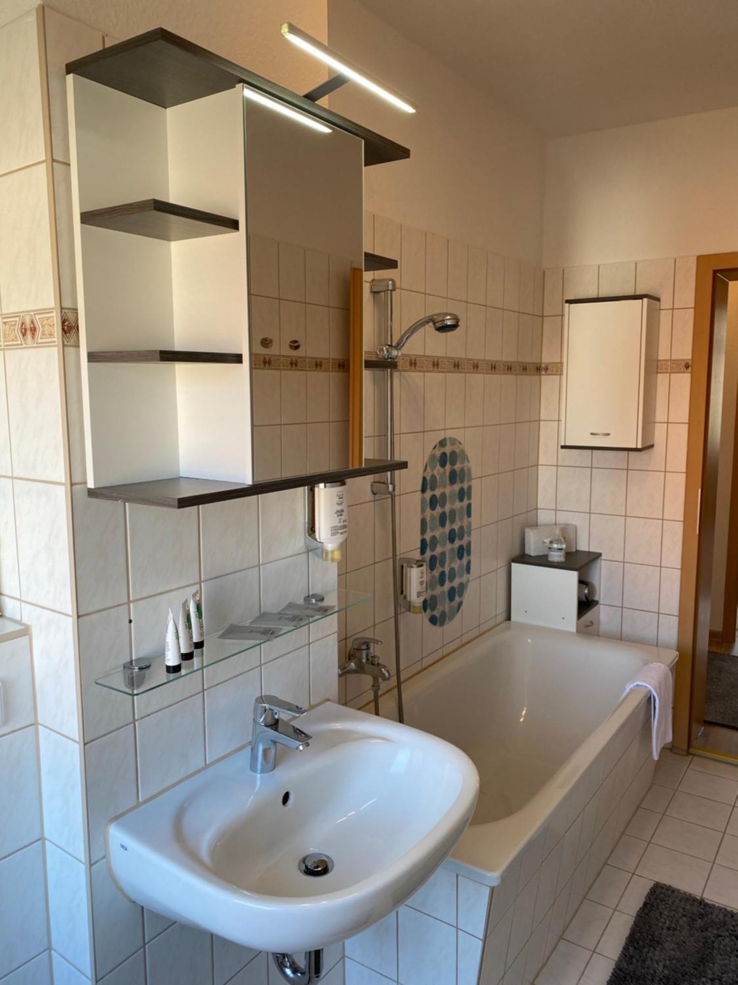 Viadrina Rooms & Apartments Frankfurt-Oder Am Park Im Zentrum Frankfurt  Luaran gambar